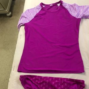 Old navy 2pcs bathing suit with rash guard top!